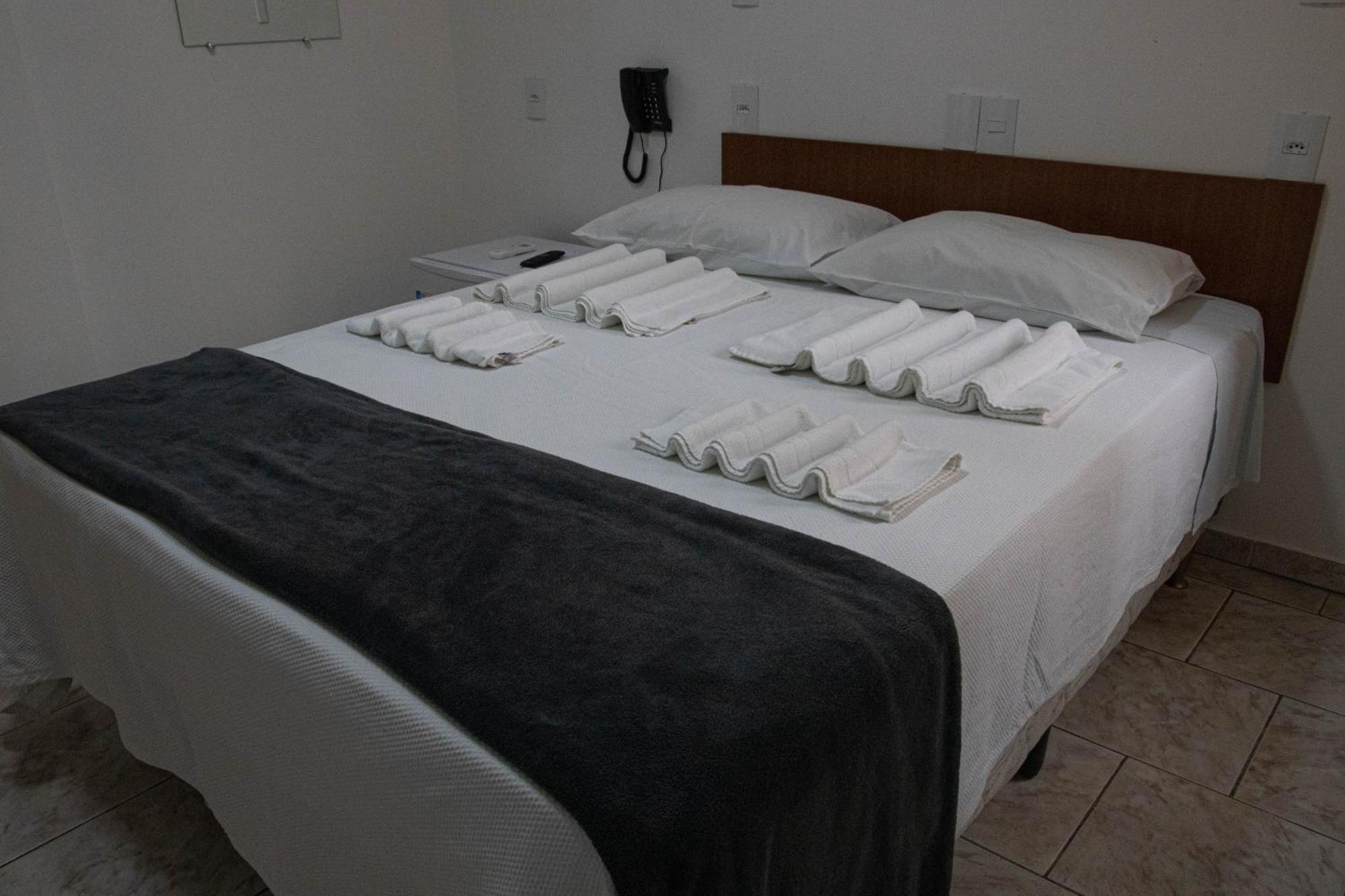 Hotel 15 De Julho Foz do Iguaçu Kültér fotó
